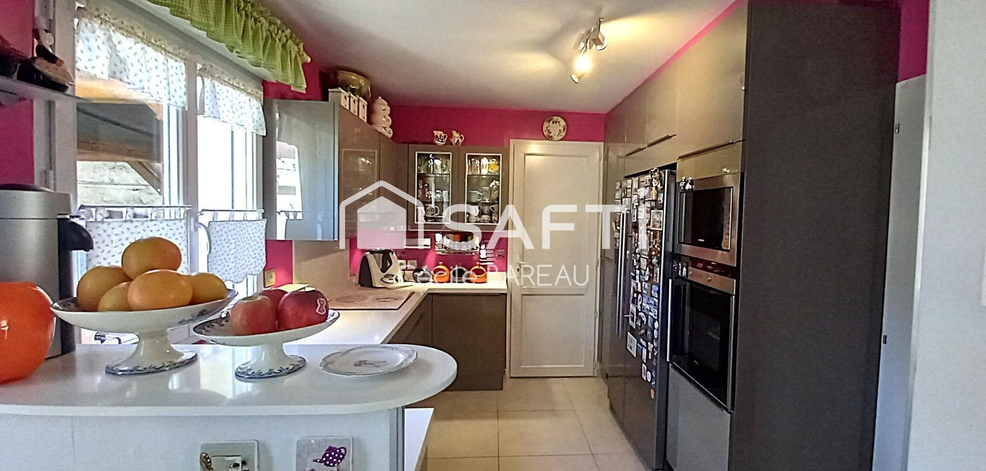 Maison à vendre, 93m², Lardy