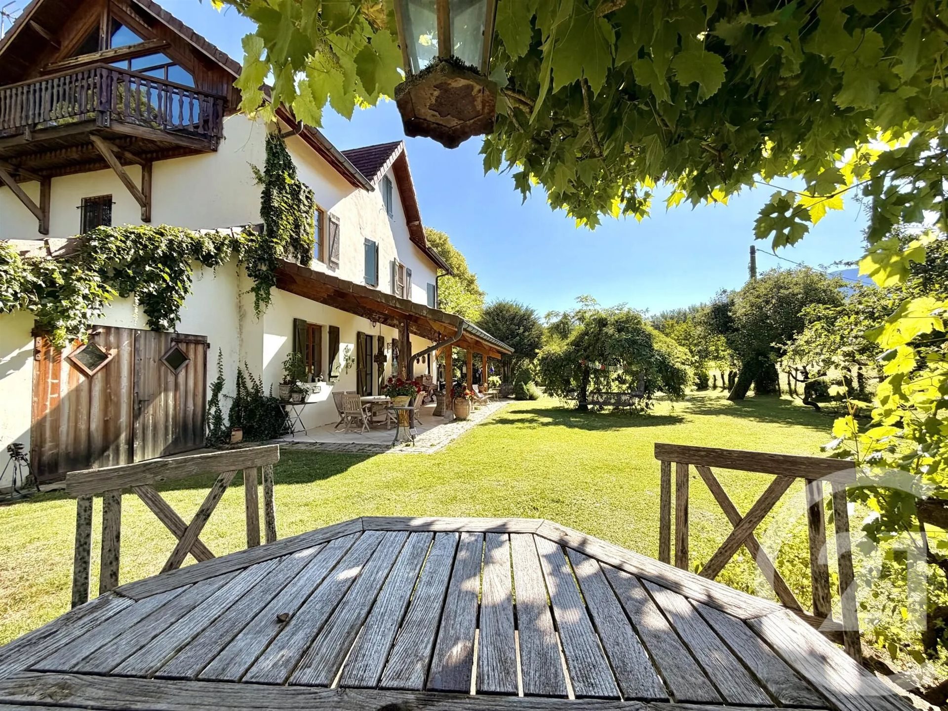 Maison à vendre, 276m², Yenne