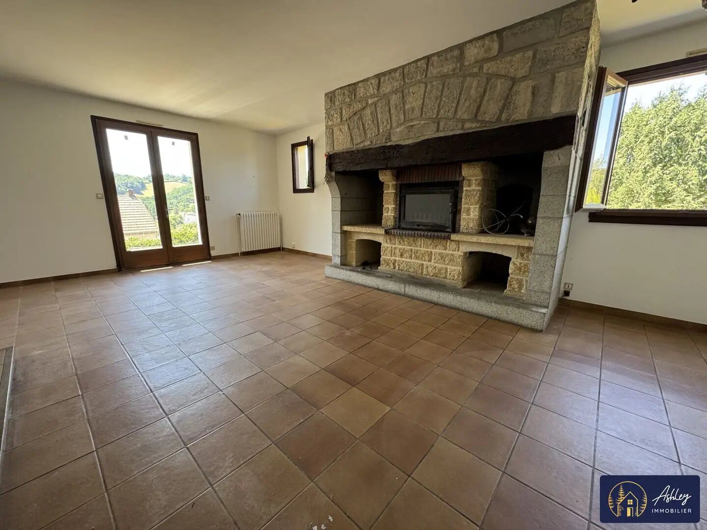 Maison à vendre, 150m², Ydes