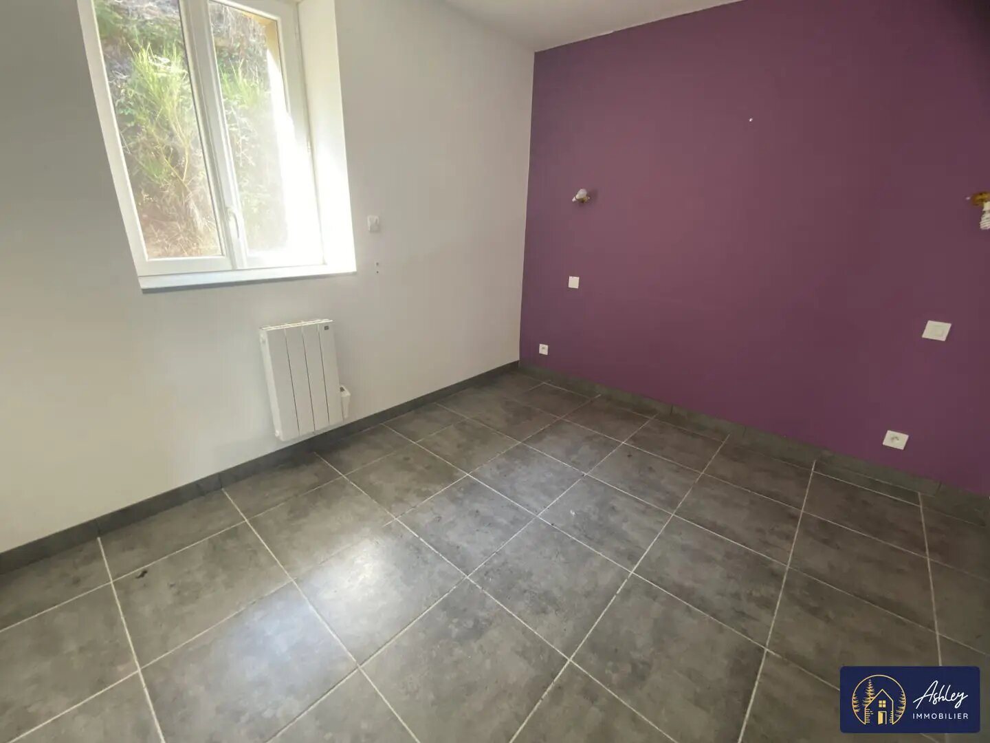 Maison à louer, 70m², Ydes