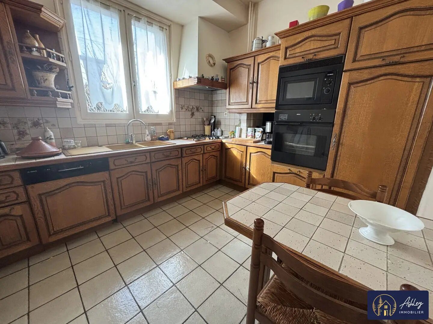 Maison à vendre, 197m², Riom-ès-Montagnes