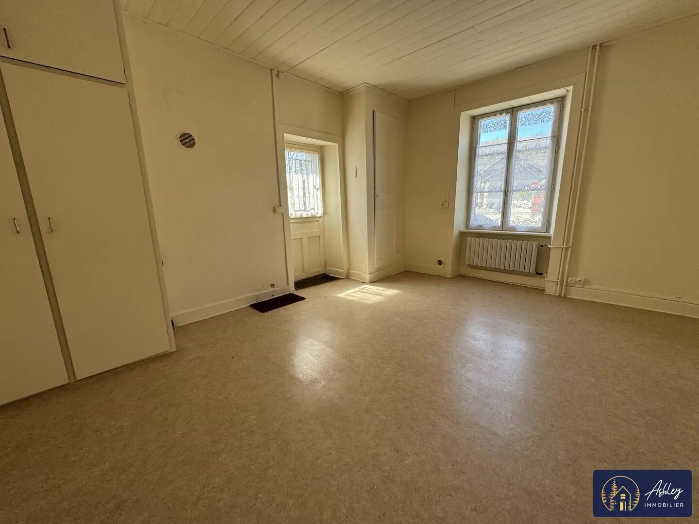 Maison à vendre, 91m², Ydes