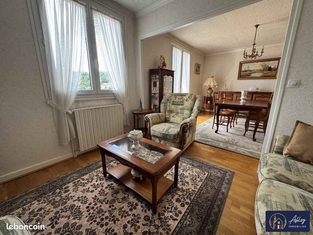 Maison à vendre, 103m², Ydes