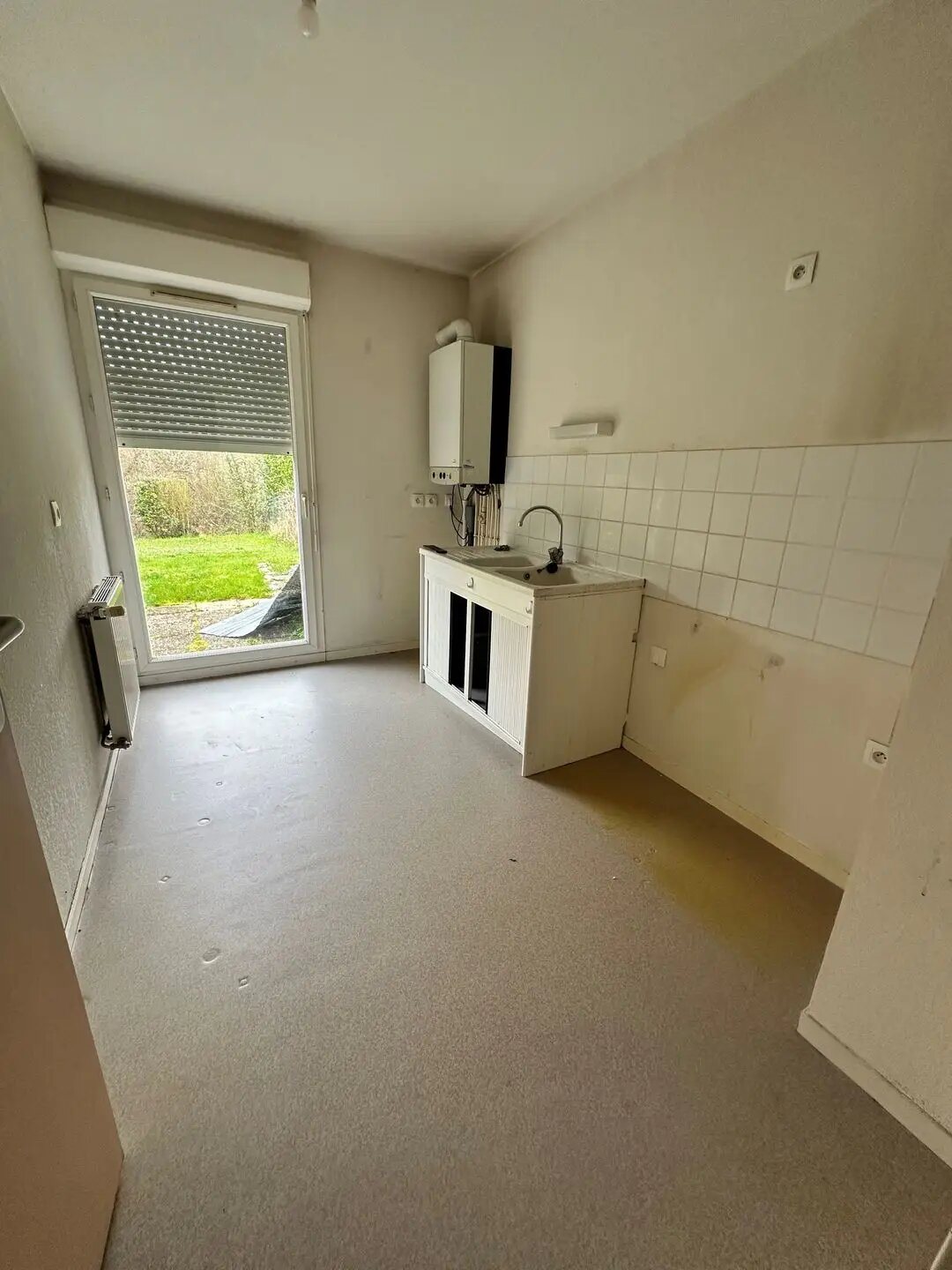 Maison à louer, 71m², Saintes