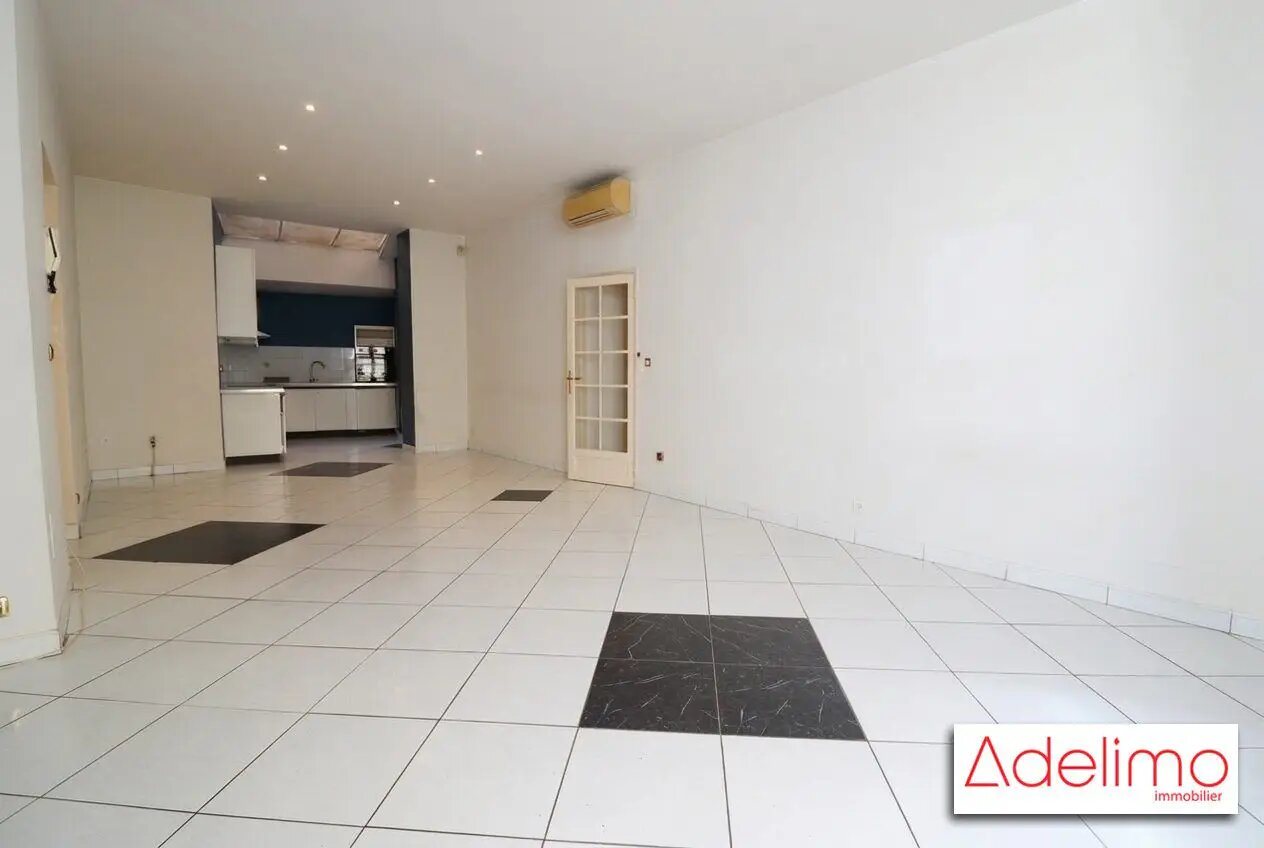 Appartement à vendre, 91m², Nîmes
