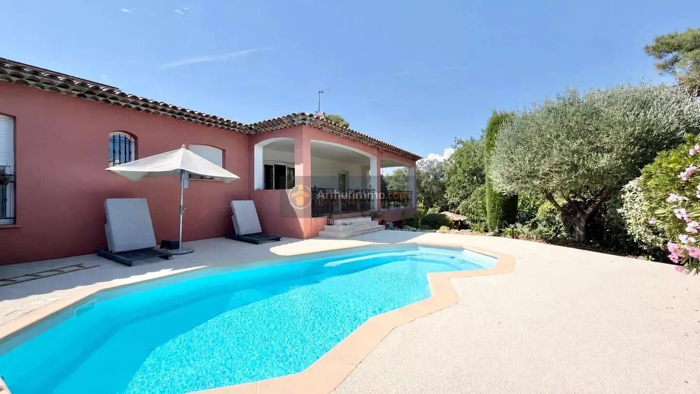 Maison à vendre, 190m², Fréjus
