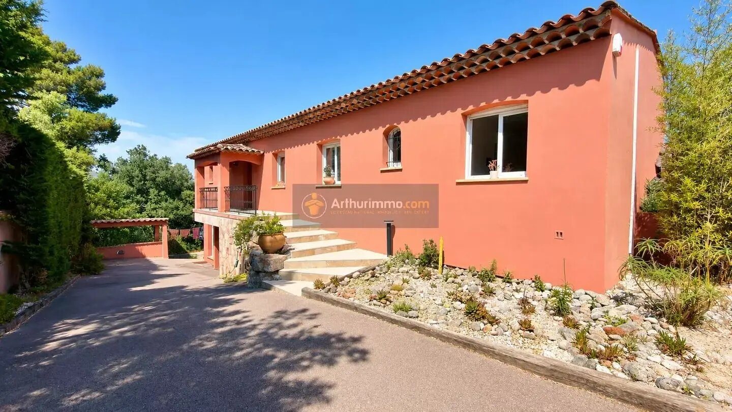 Maison à vendre, 190m², Fréjus