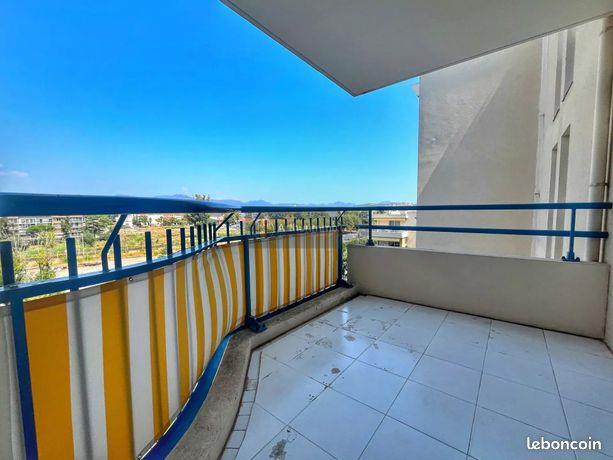 Appartement à vendre, 27m², Fréjus