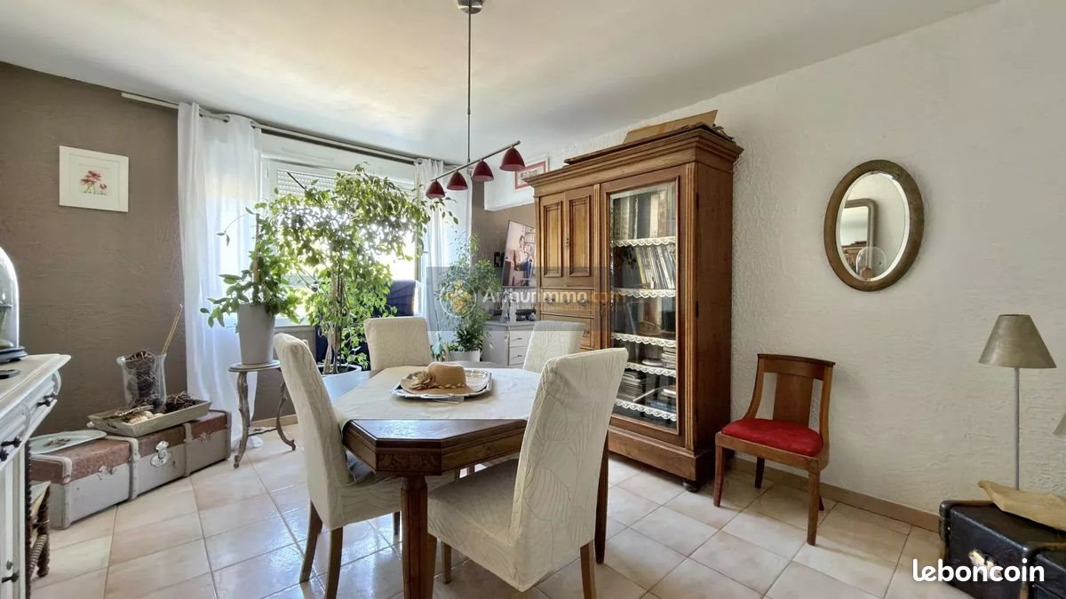 Appartement à vendre, 72m², Fréjus