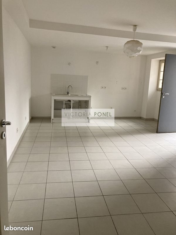 Appartement à louer, 43m², Hyères