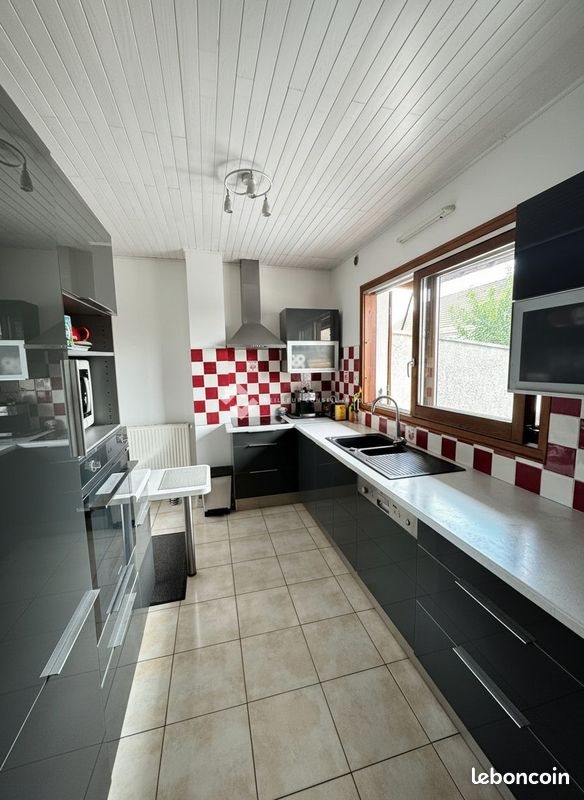 Maison à vendre, 100m², Dampmart