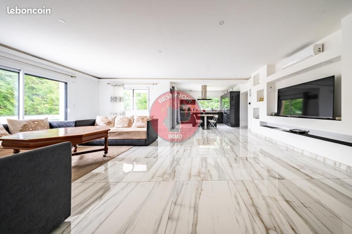 Maison à vendre, 190m², Fauverney