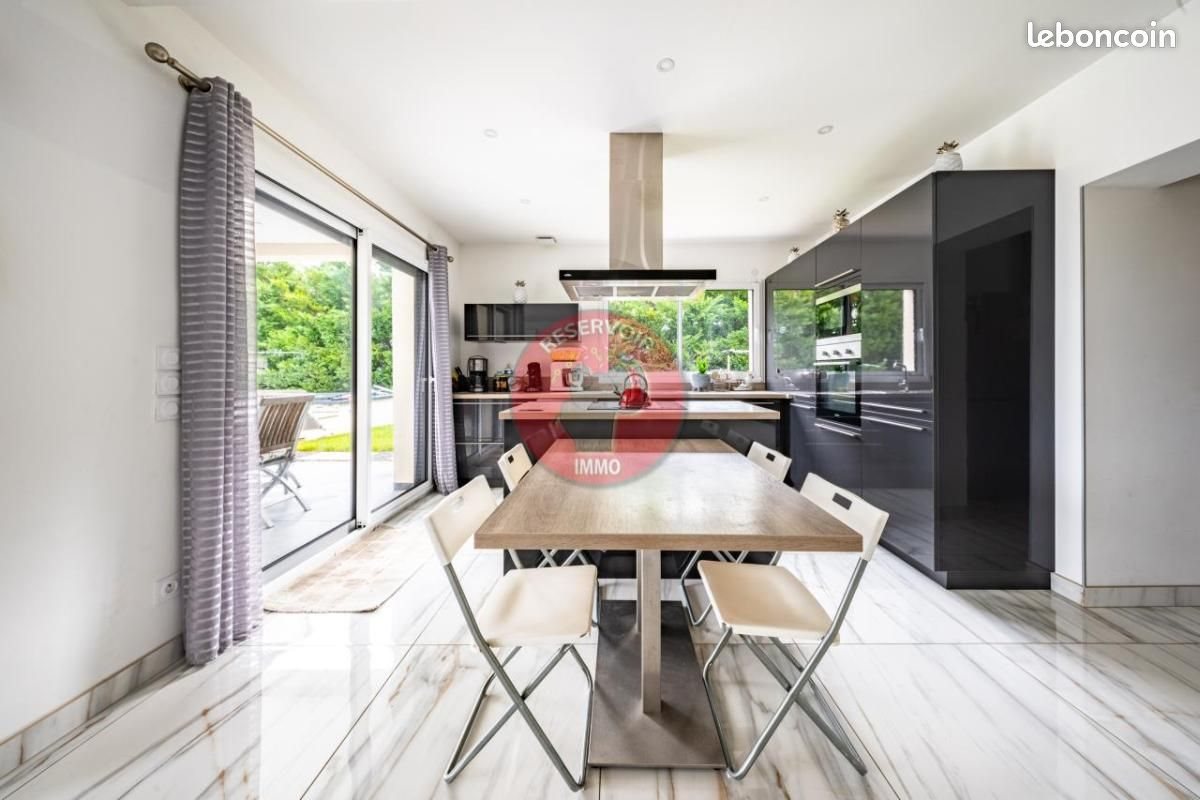 Maison à vendre, 190m², Fauverney