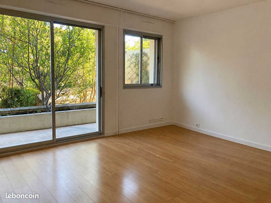 Appartement à louer, 27m², Saint-Cloud