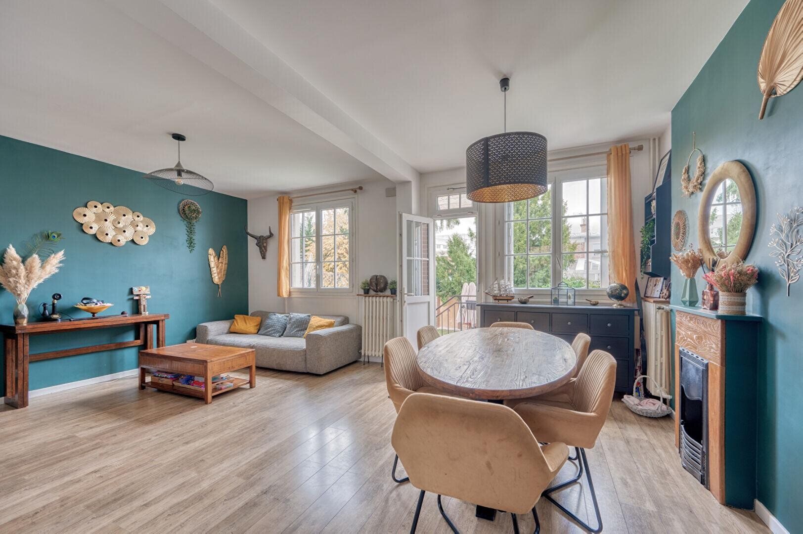 Maison à vendre, 102m², Suresnes