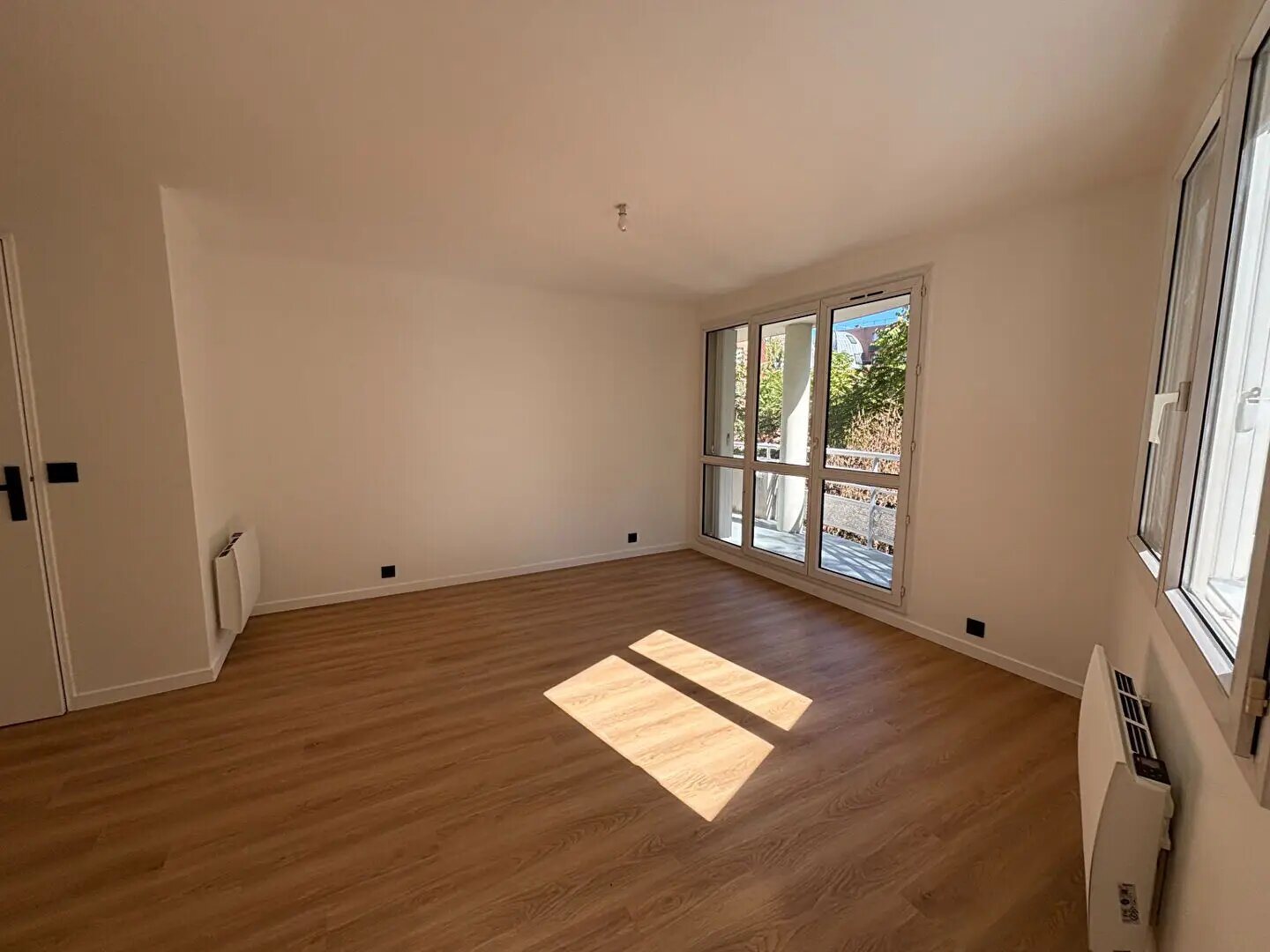Appartement à louer, 65m², Suresnes