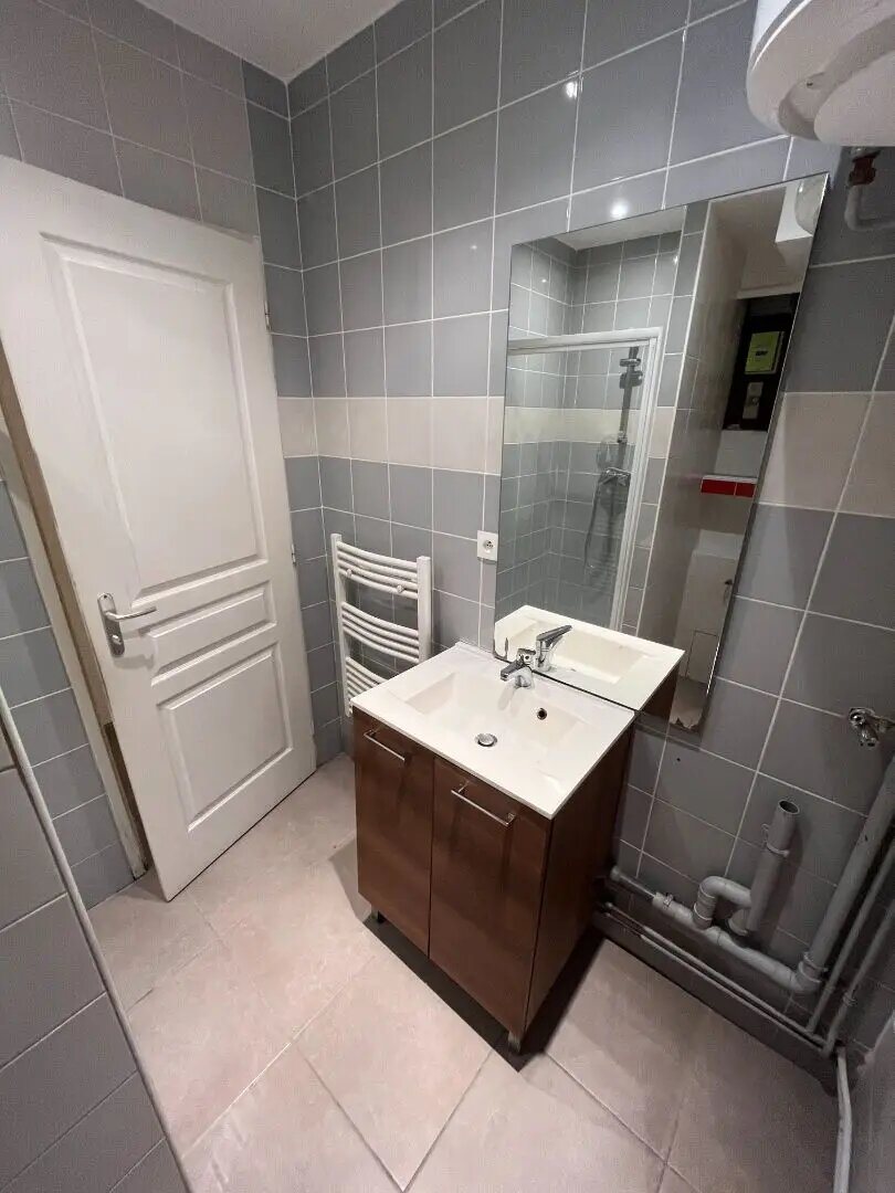 Appartement à louer, 26m², Roanne