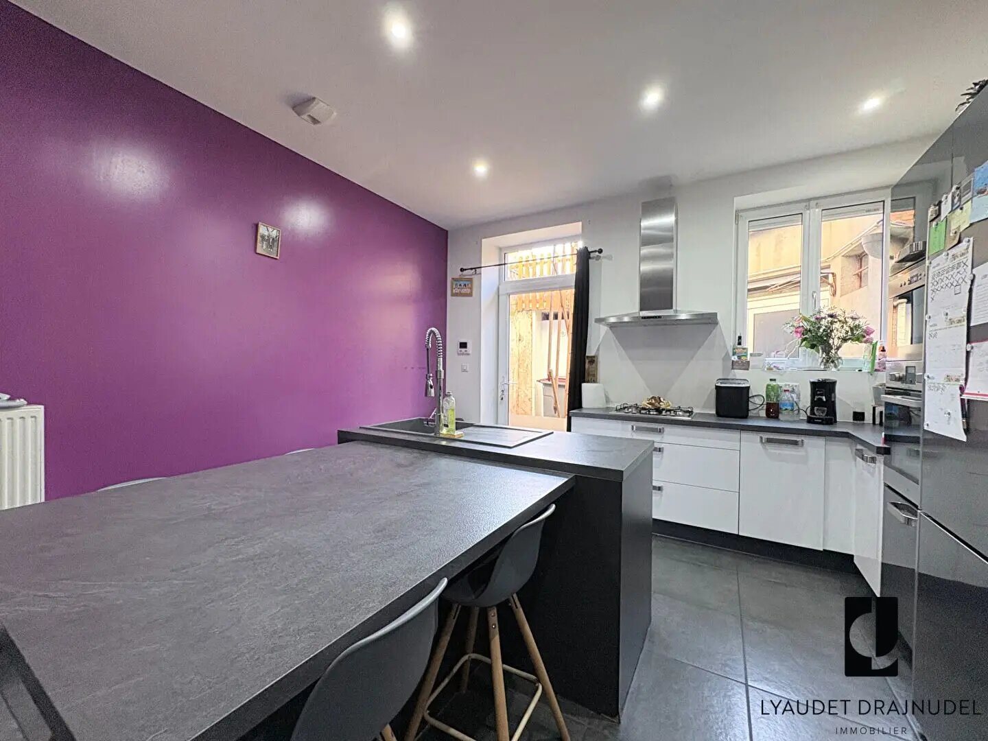 Appartement à vendre, 182m², Charlieu