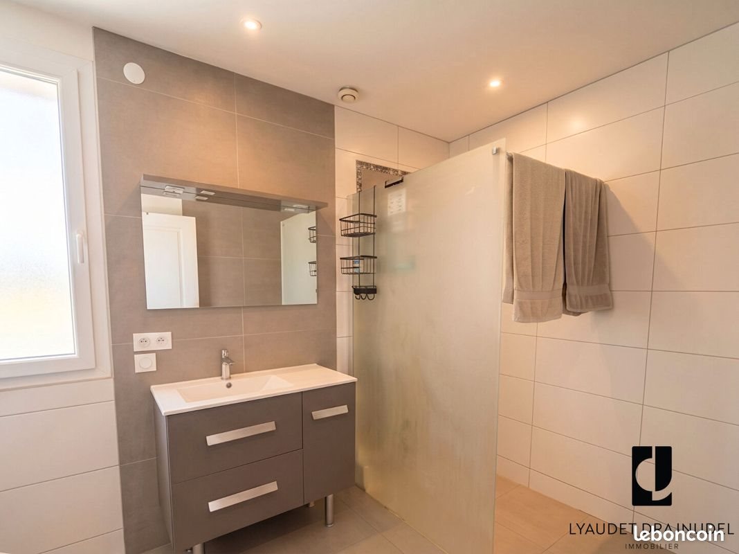 Appartement à vendre, 958m², Riorges