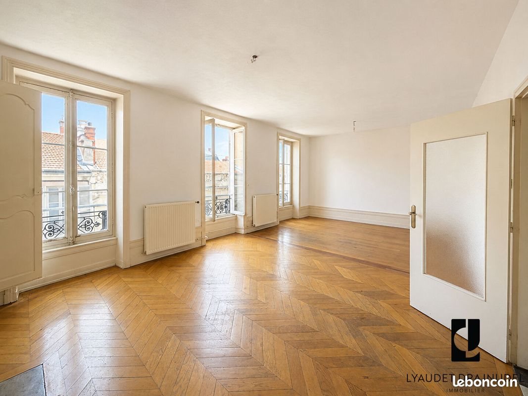 Appartement à vendre, 155m², Roanne