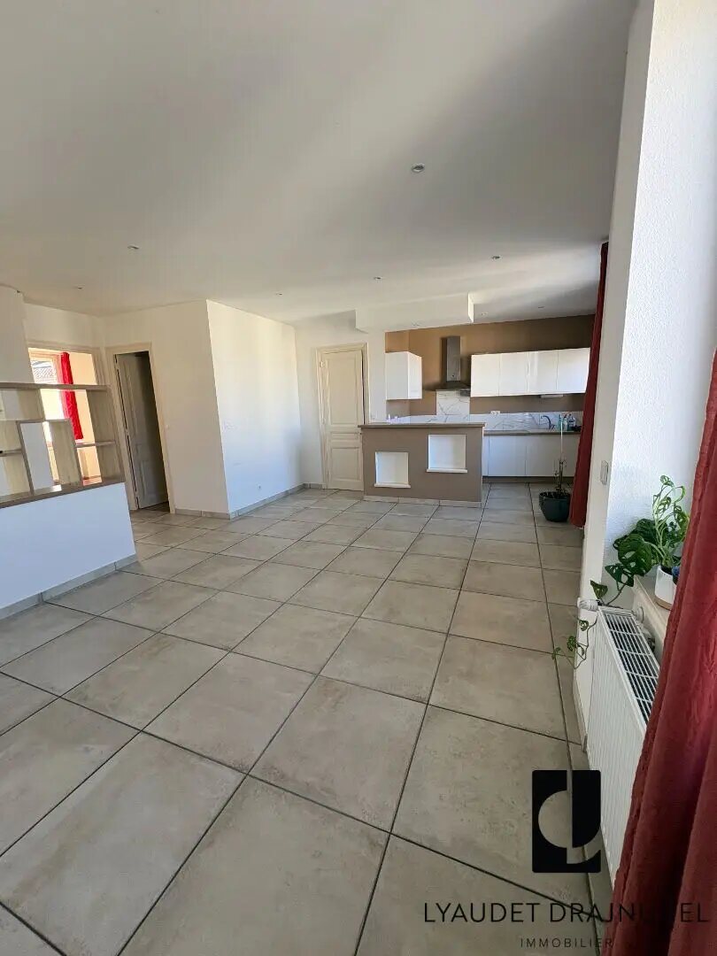 Appartement à louer, 79m², Roanne