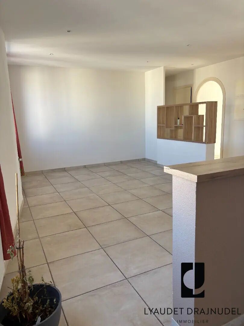 Appartement à louer, 79m², Roanne