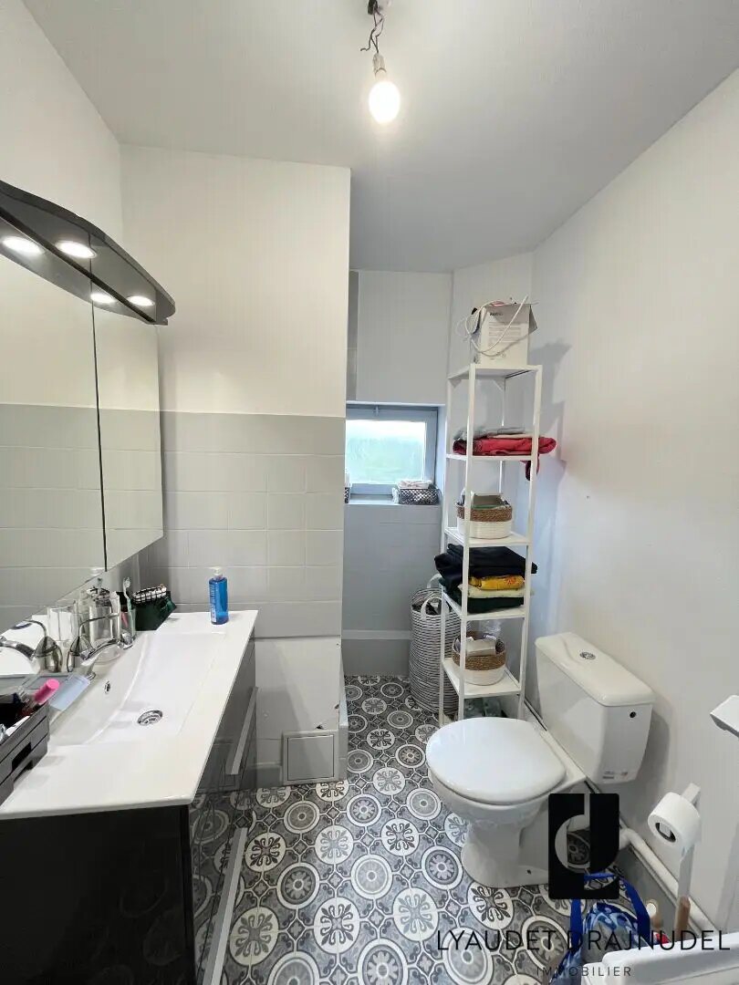 Appartement à louer, 54m², Renaison