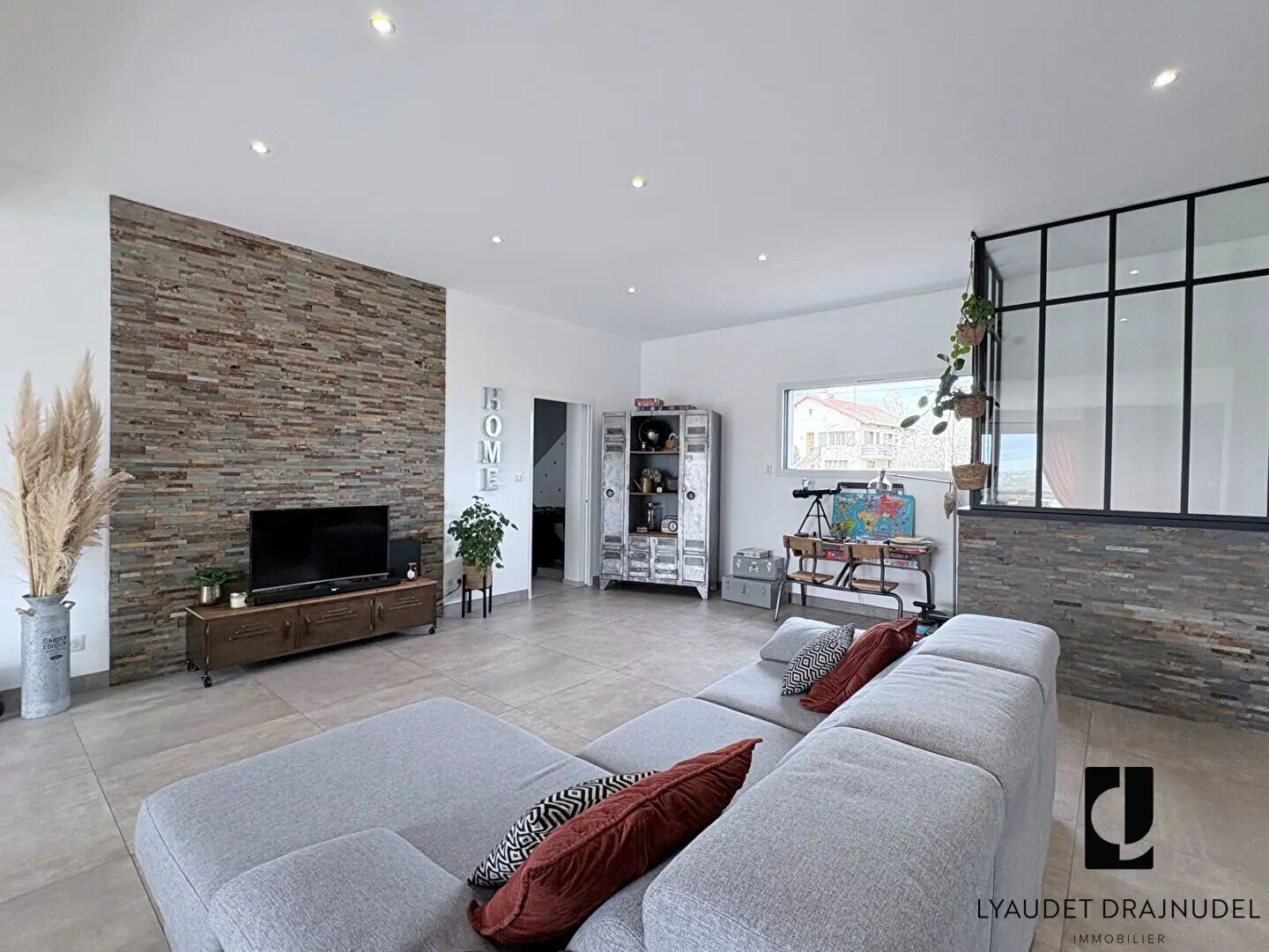 Maison à vendre, 170m², Charlieu