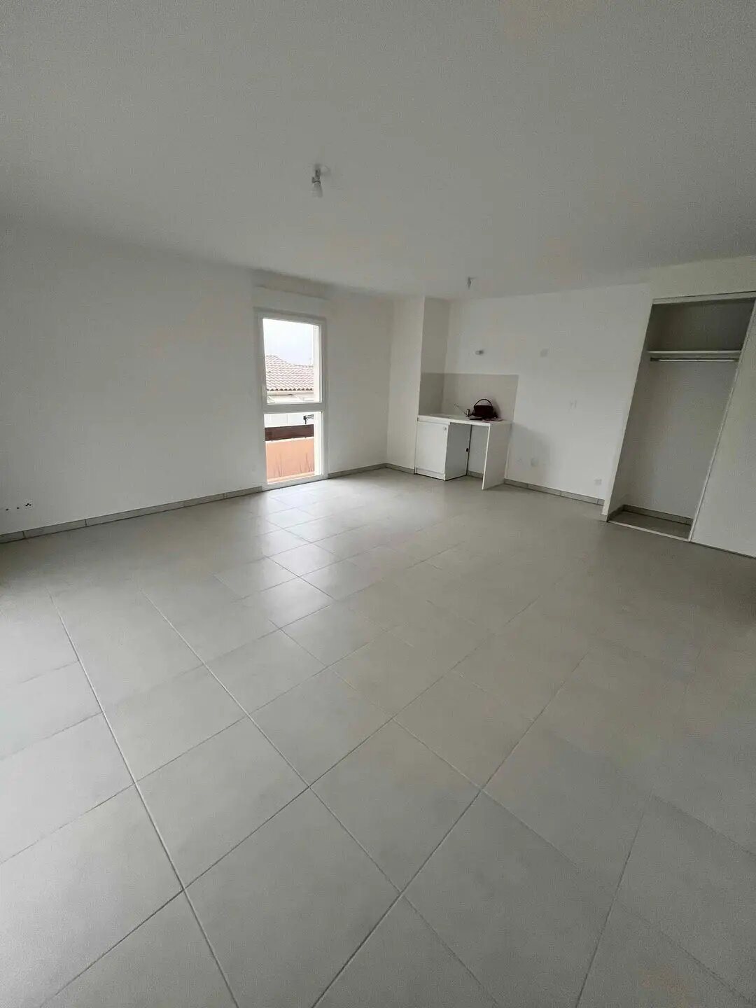Appartement à louer, 62m², Solliès-Pont