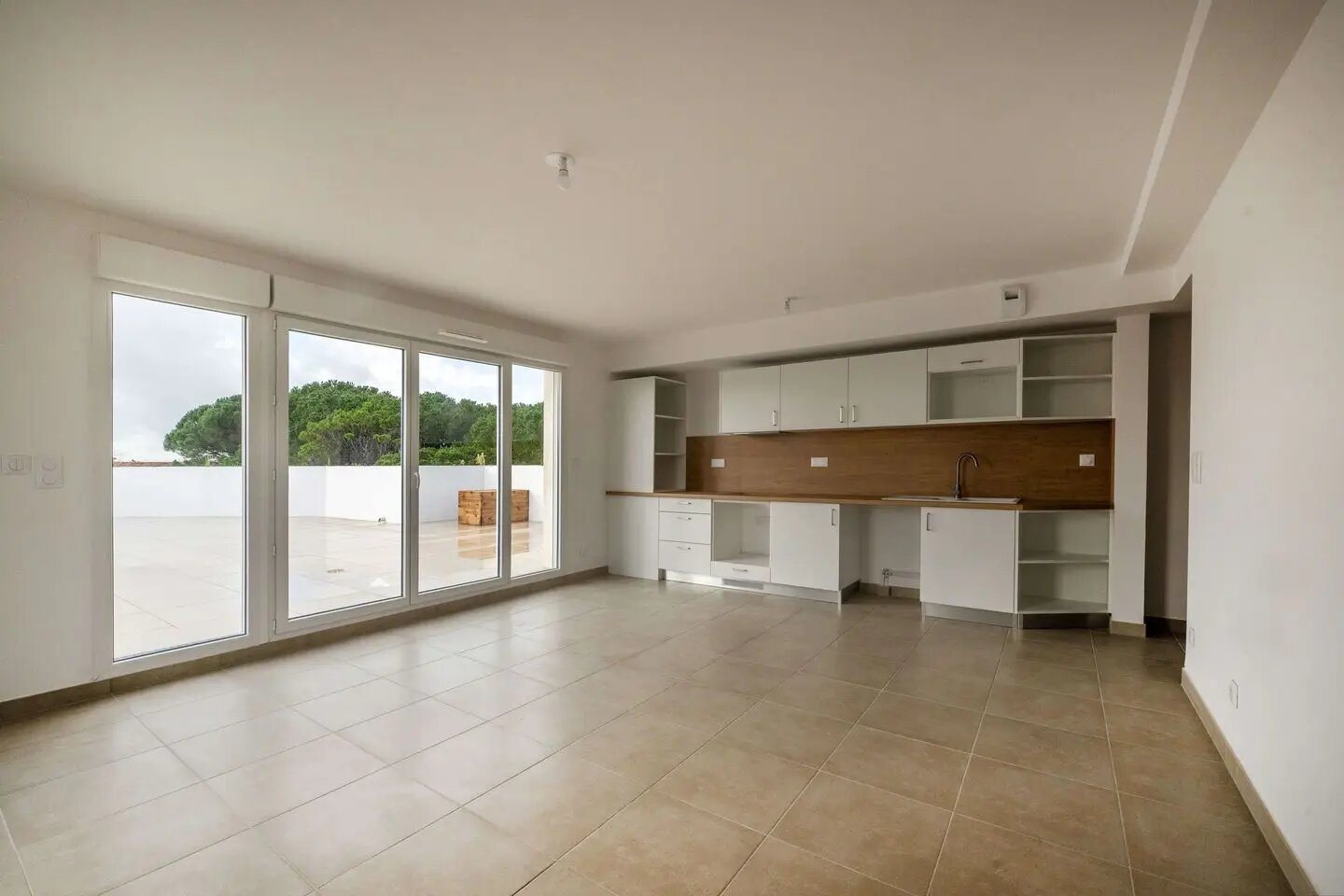 Appartement à louer, 100m², Istres