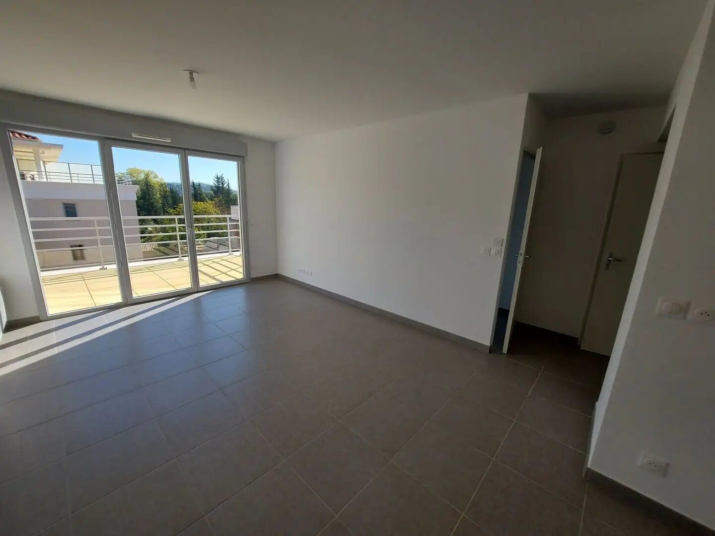 Appartement à louer, 40m², Mandelieu-la-Napoule