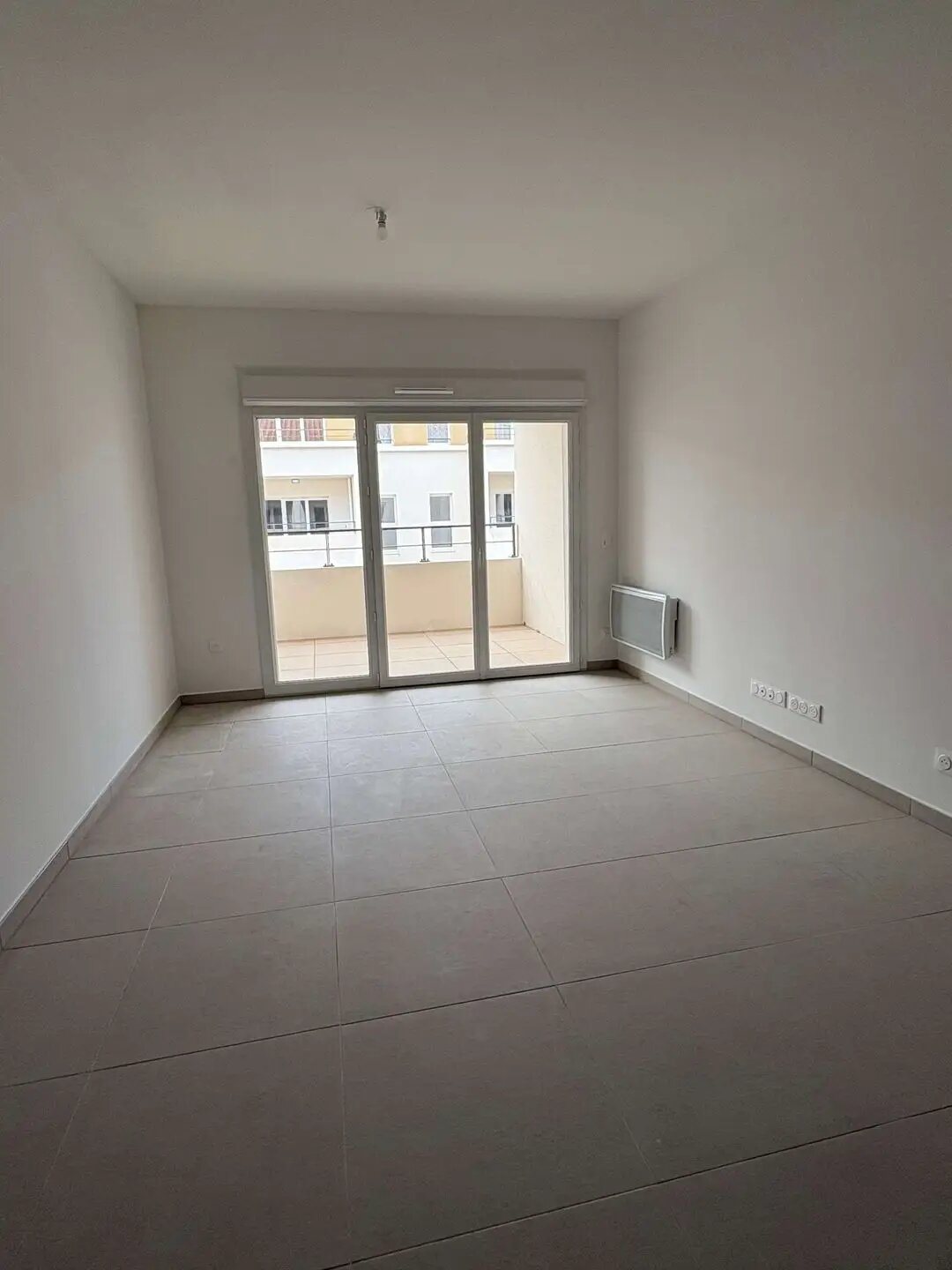 Appartement à louer, 41m², Trets