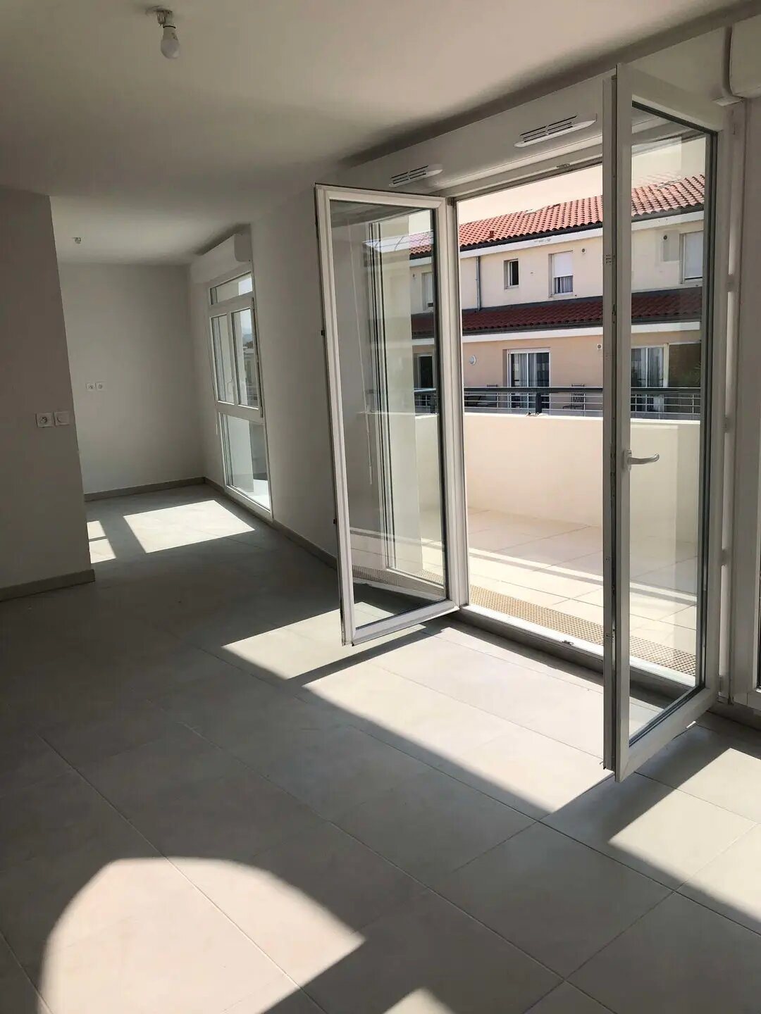 Appartement à louer, 60m², Marseille 8ème