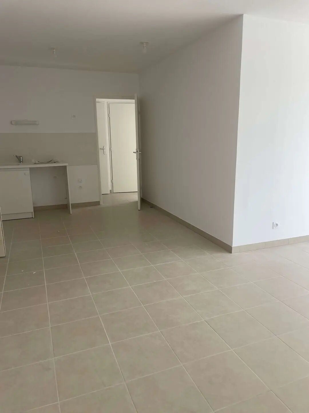 Appartement à louer, 64m², Istres