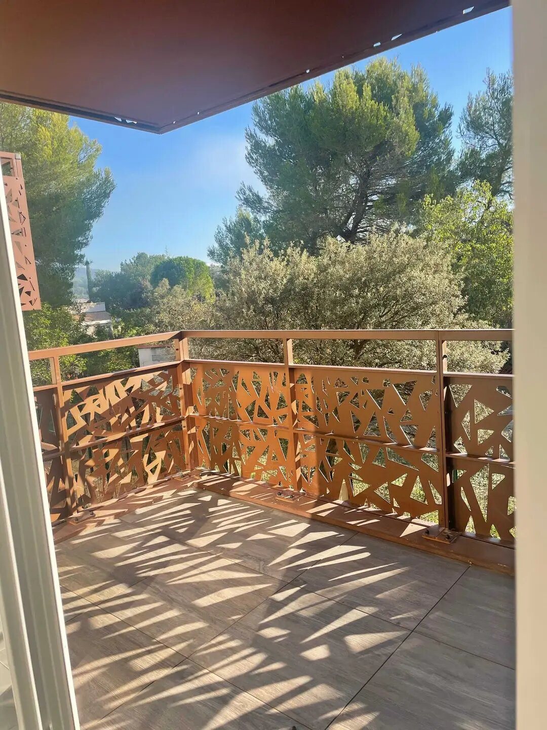 Appartement à louer, 74m², Lambesc
