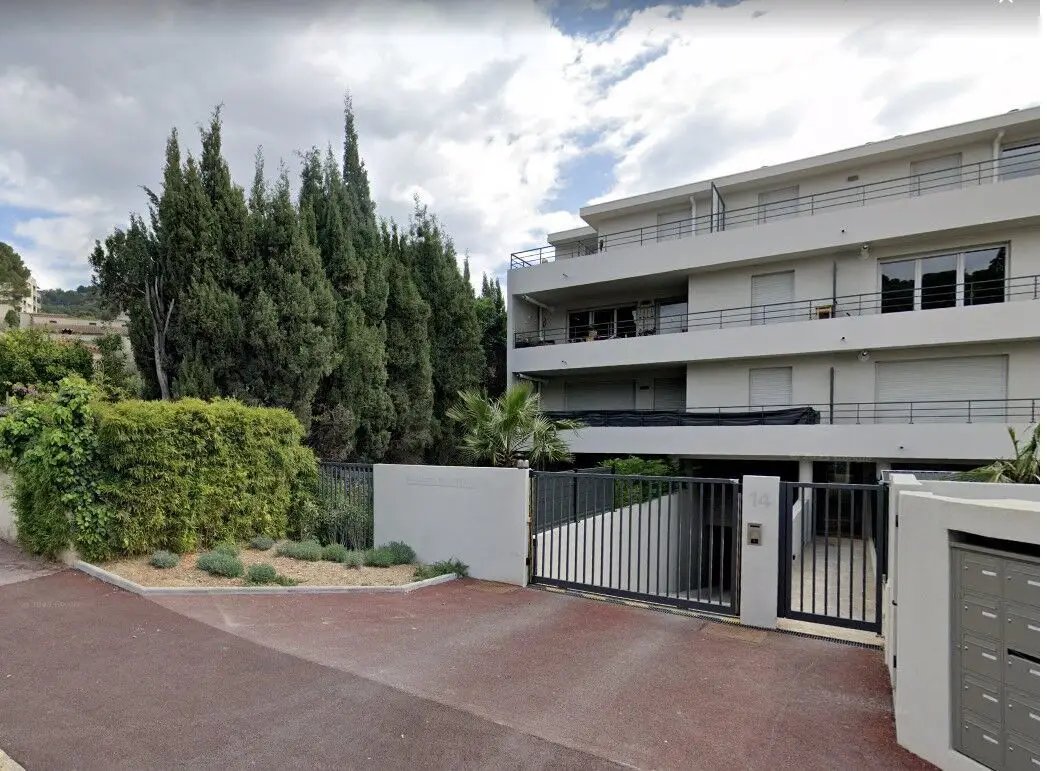 Appartement à louer, 70m², Cannes