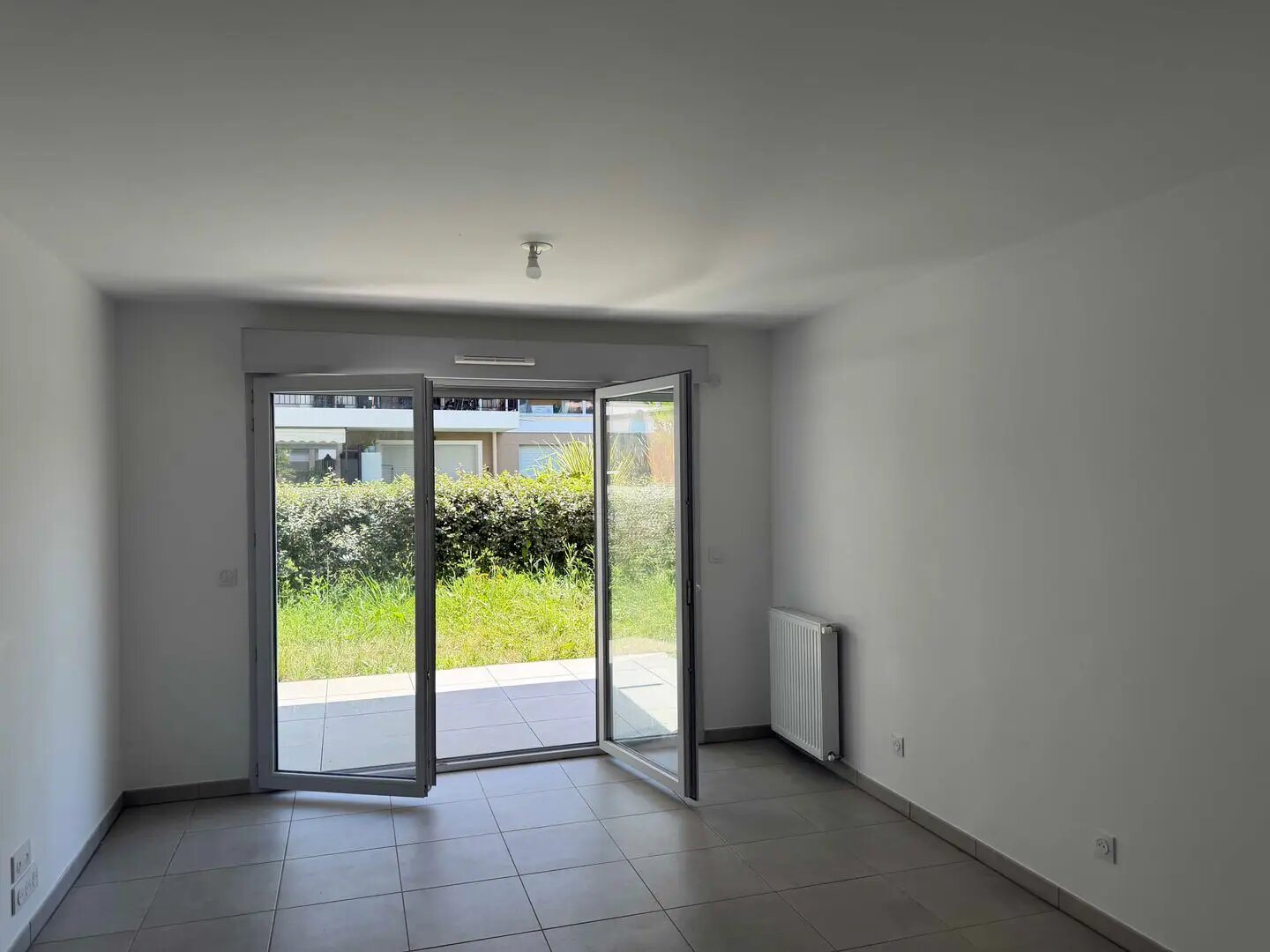 Appartement à louer, 41m², La Roquette-sur-Siagne
