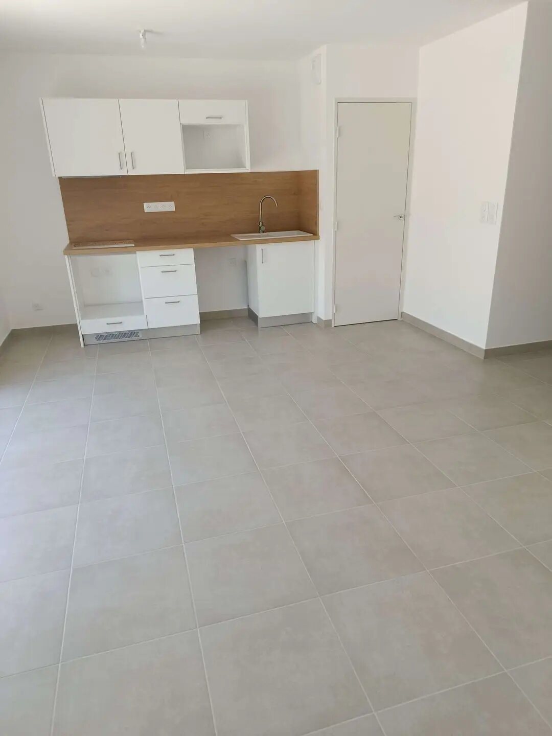 Appartement à louer, 43m², Istres