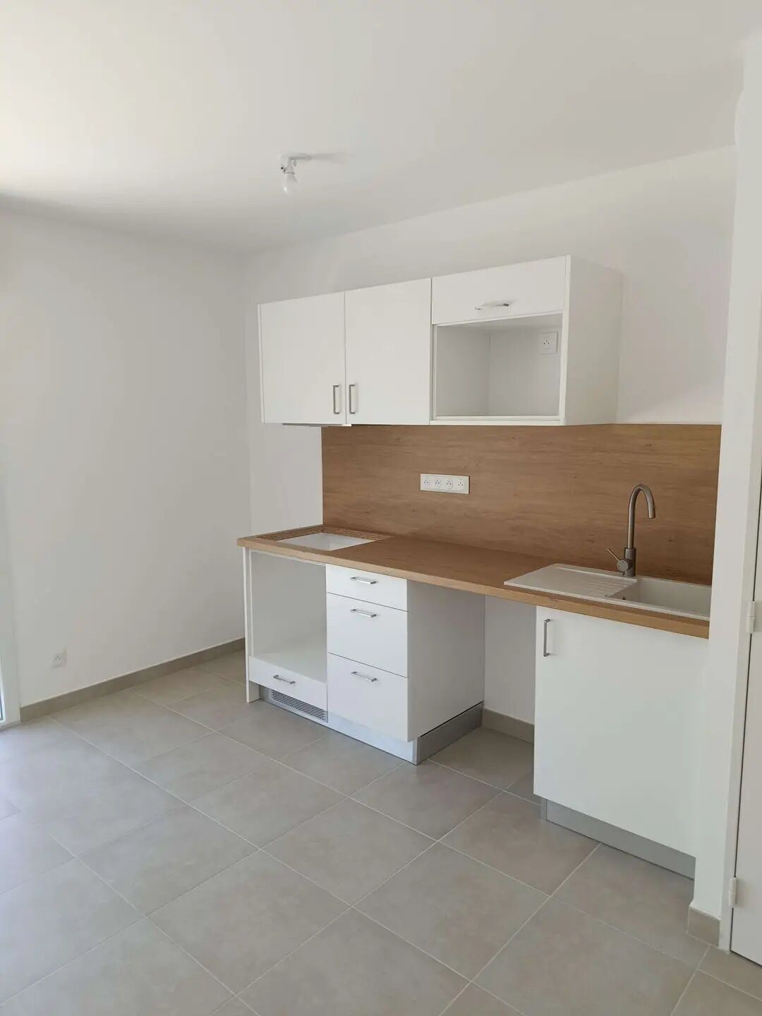 Appartement à louer, 43m², Istres