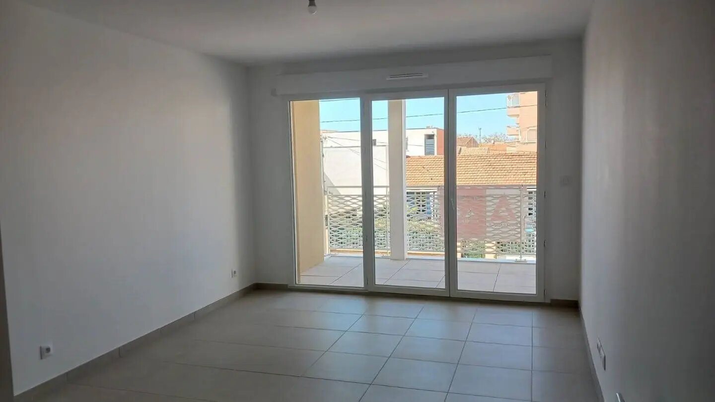 Appartement à louer, 69m², Miramas