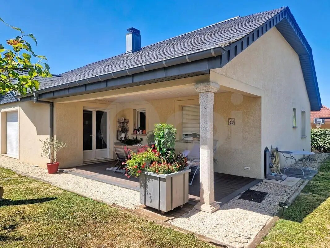 Maison à vendre, 125m², Saint-Pantaléon-de-Larche