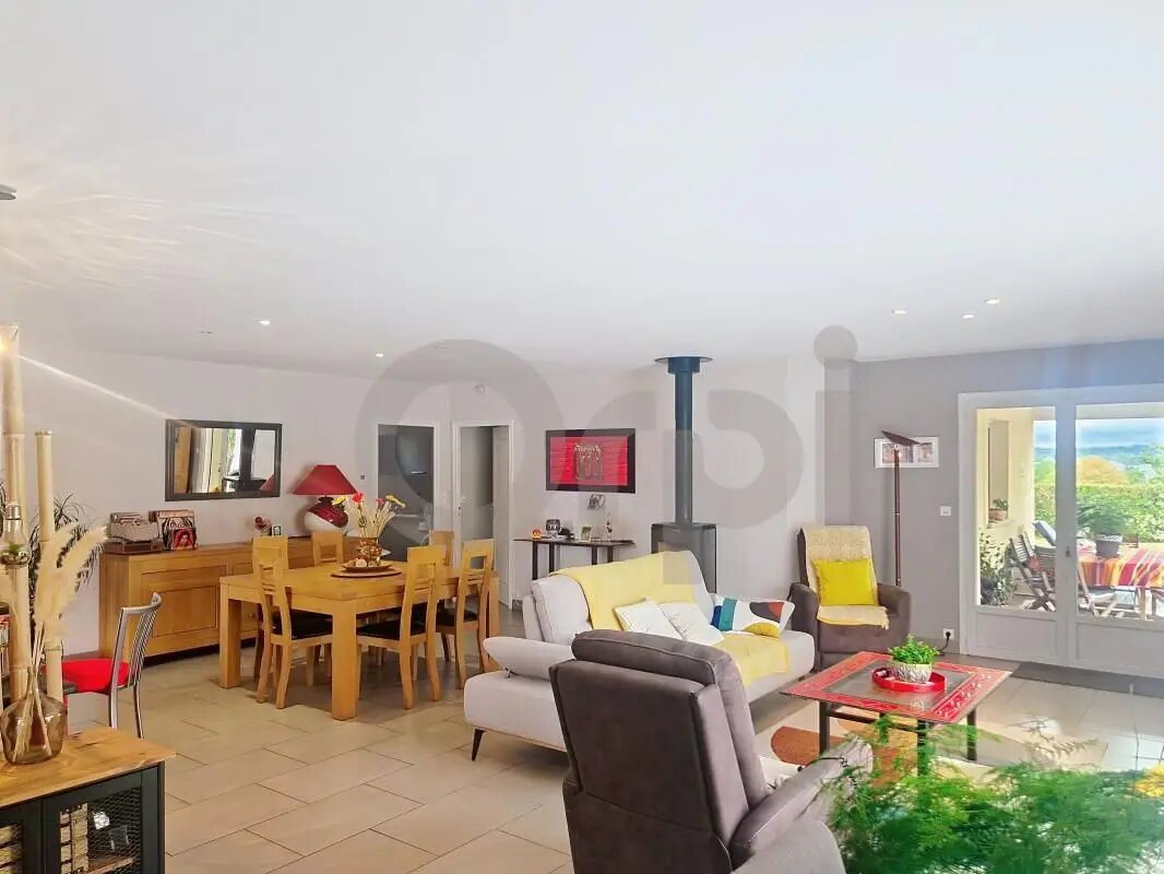 Maison à vendre, 125m², Saint-Pantaléon-de-Larche