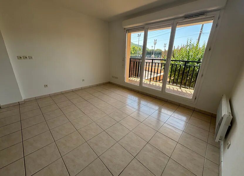 Appartement à louer, 55m², Terrasson-Lavilledieu