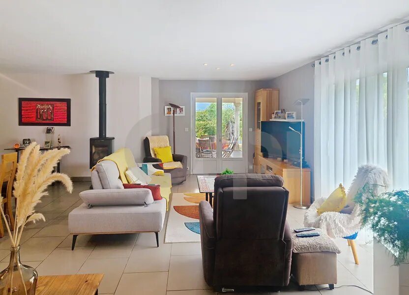 Maison à vendre, 125m², Saint-Pantaléon-de-Larche