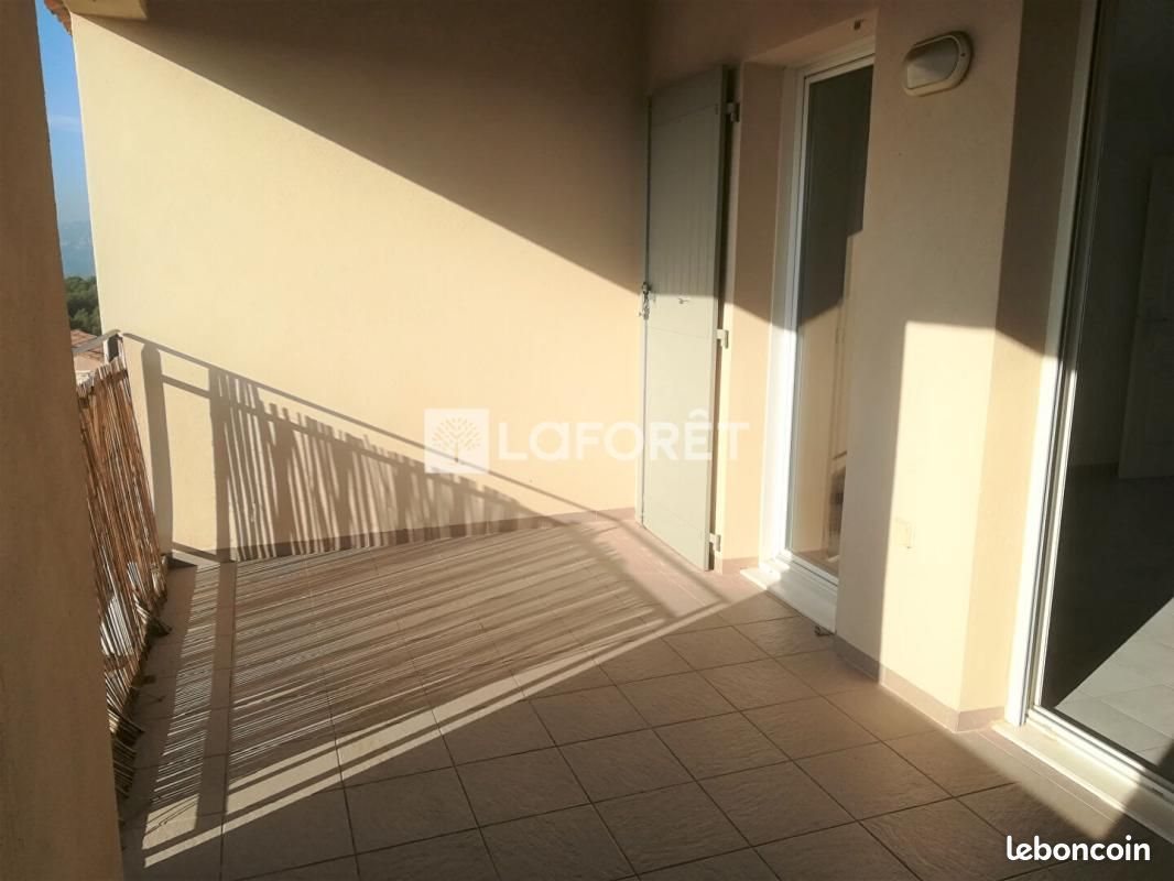 Appartement à louer, 40m², Mallemort