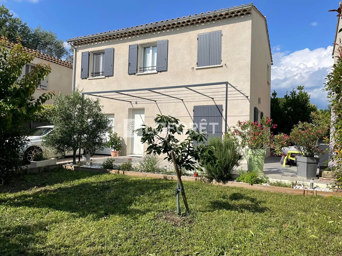 Maison à louer, 81m², Mallemort