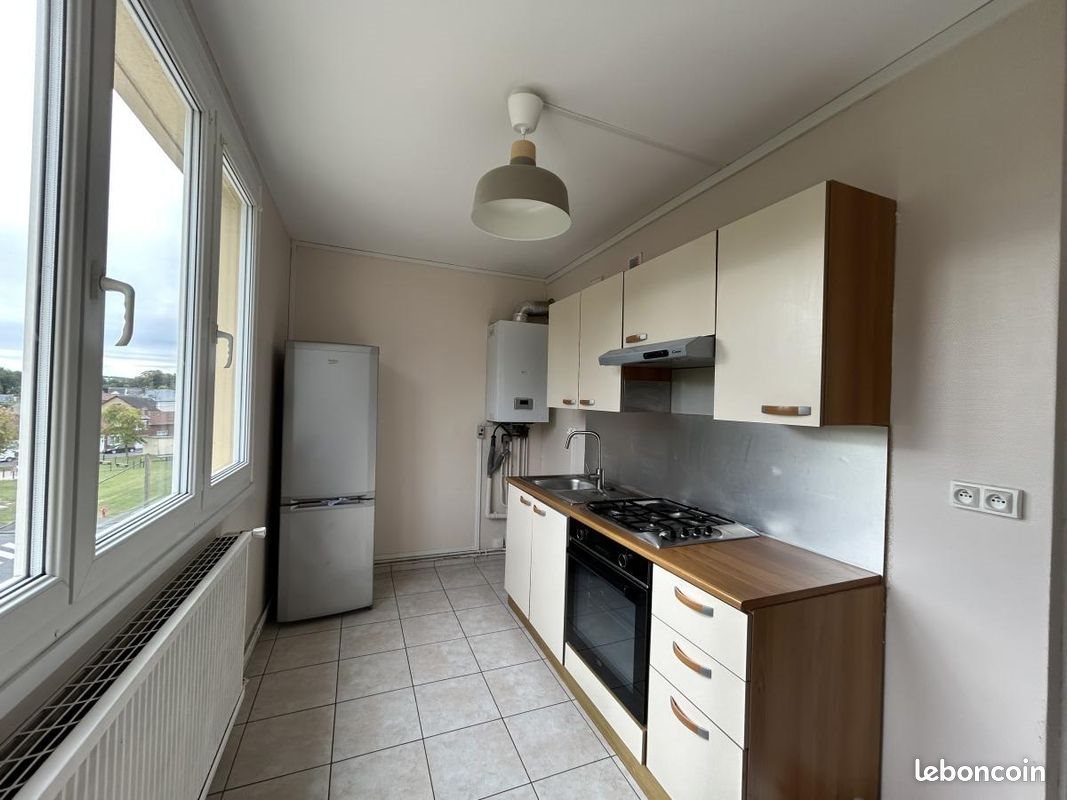 Appartement à louer, 45m², Corbie