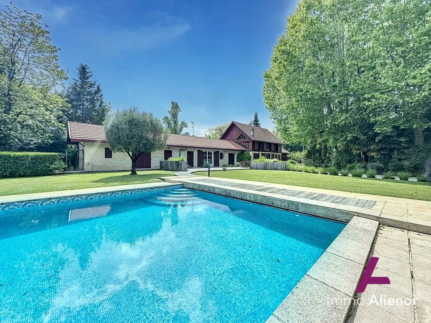 Maison à vendre, 284m², Pessac