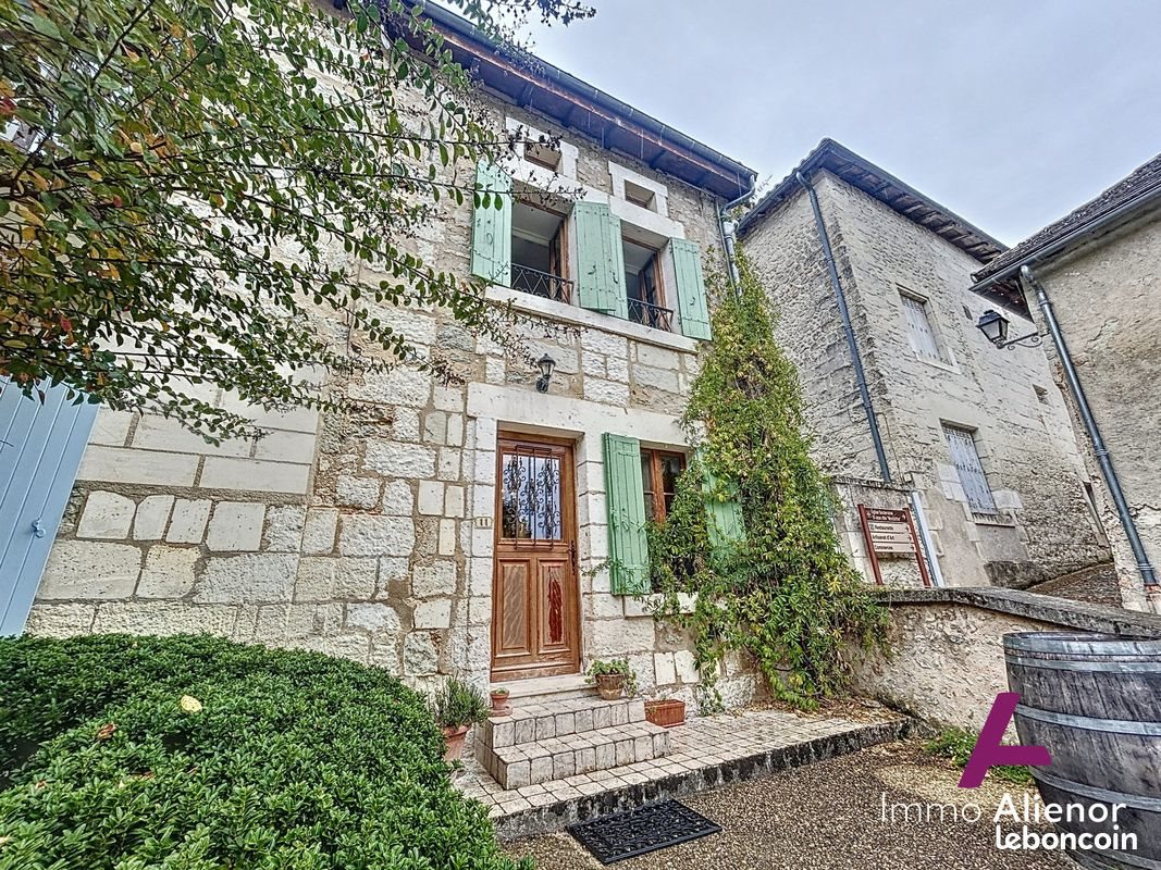 Maison à vendre, 110m², Aubeterre-sur-Dronne