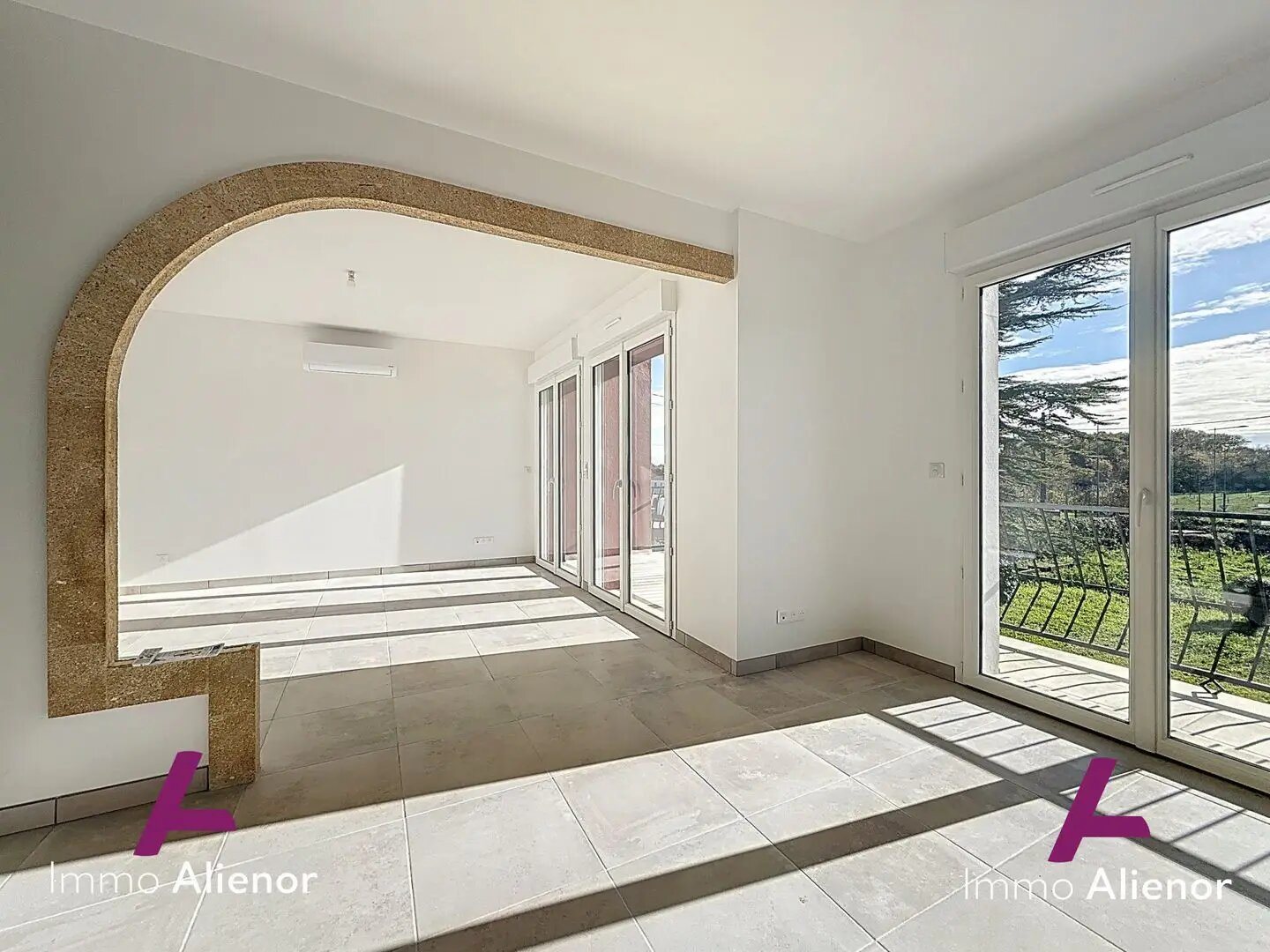 Maison à vendre, 164m², Saint-Georges-des-Coteaux